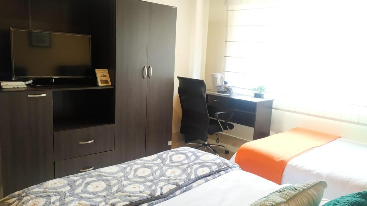 Casa Prada Bed & Breakfast Богота Екстериор снимка