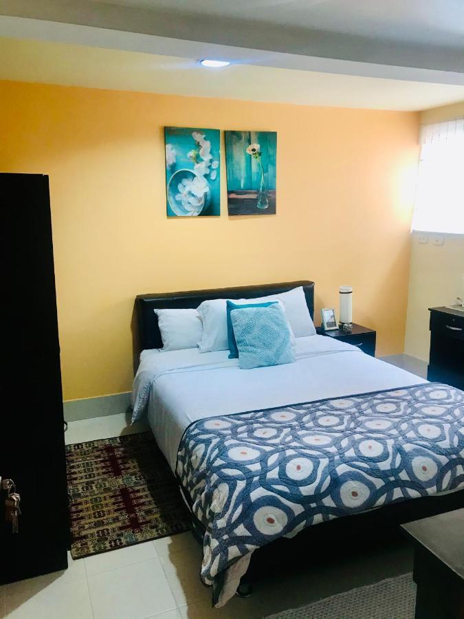 Casa Prada Bed & Breakfast Богота Екстериор снимка