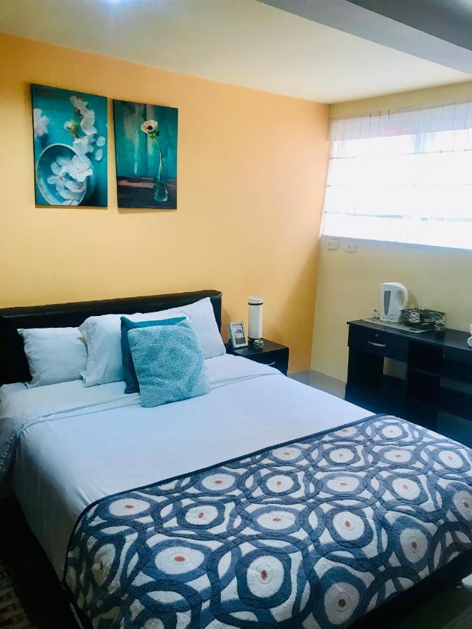 Casa Prada Bed & Breakfast Богота Екстериор снимка