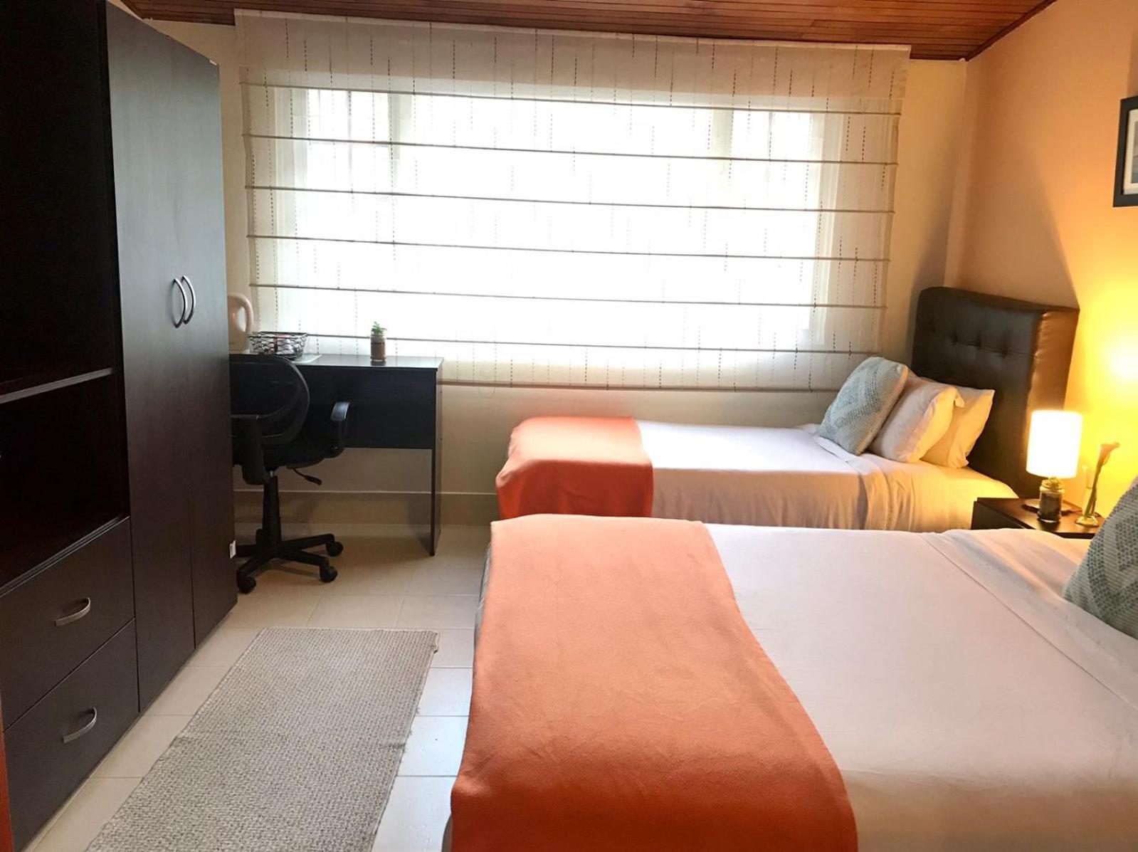 Casa Prada Bed & Breakfast Богота Екстериор снимка