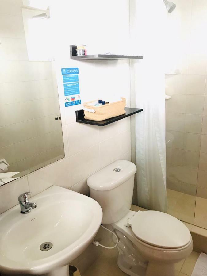 Casa Prada Bed & Breakfast Богота Екстериор снимка