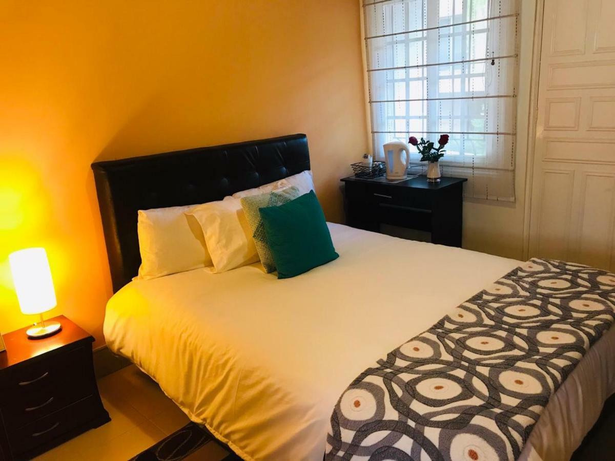 Casa Prada Bed & Breakfast Богота Екстериор снимка