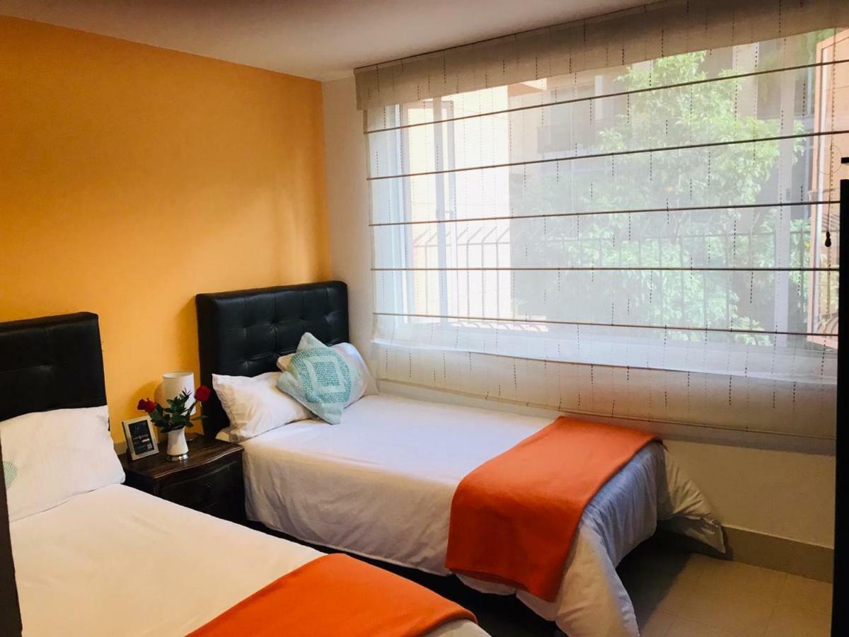 Casa Prada Bed & Breakfast Богота Екстериор снимка