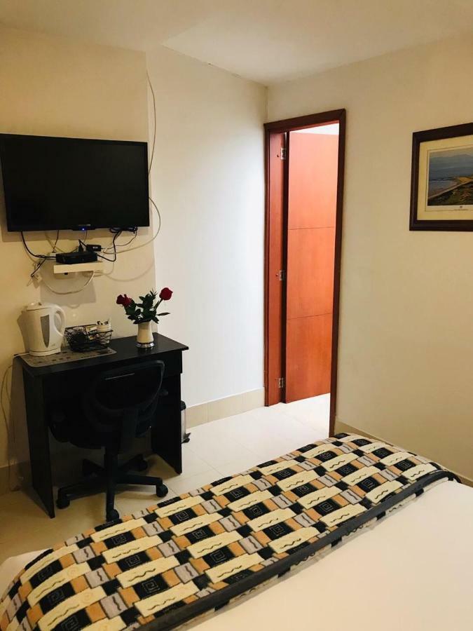 Casa Prada Bed & Breakfast Богота Екстериор снимка